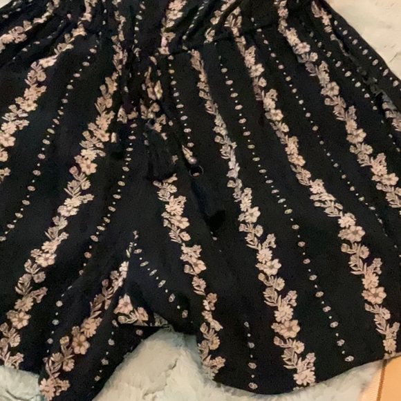 Cute summer romper - Picture 7 of 8